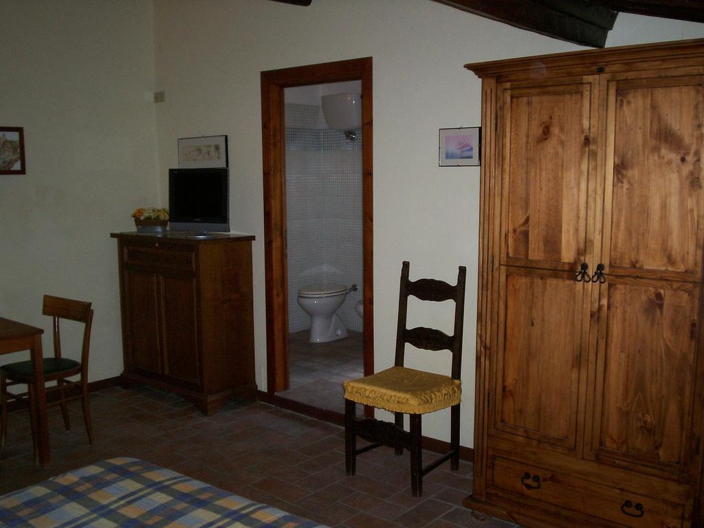 Podere Il Caggio Rooms San Gimignano Ruang foto