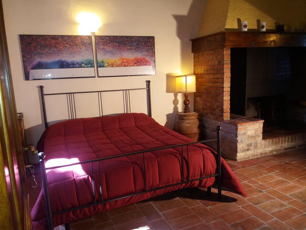 Podere Il Caggio Rooms San Gimignano Bagian luar foto